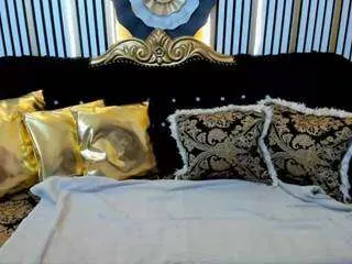 Freechat alenarios on CamSoda