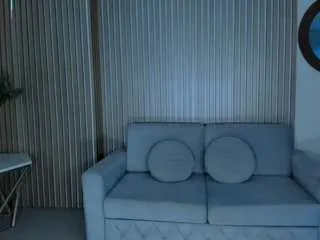 Freechat alessaromero on CamSoda