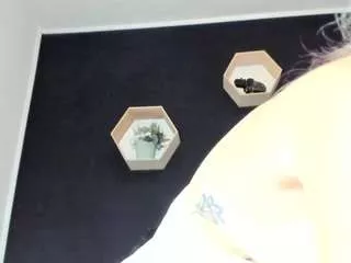 Offline alesys69 on CamSoda