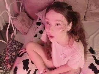 Offline alicameowworld on CamSoda