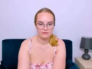 Offline alicejuicy on CamSoda