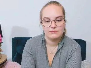 Offline alicejuicy on CamSoda