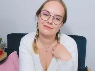 Offline alicejuicy on CamSoda