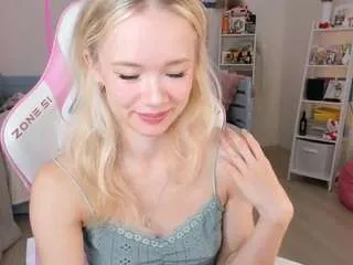 Freechat alichery on CamSoda