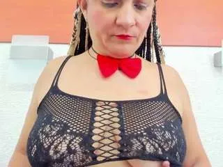 Freechat aliicee-green on CamSoda