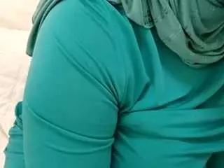 Offline amalarabic on CamSoda