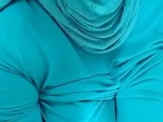 Offline amalarabic on CamSoda