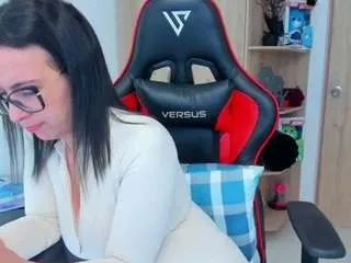 amandaseyfried19 on CamSoda 