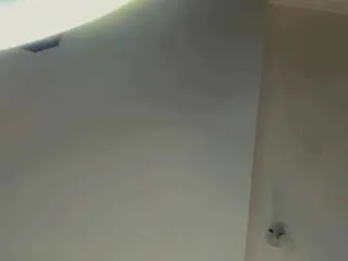 Offline amber-love04 on CamSoda