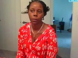 Offline amiyadenae on CamSoda