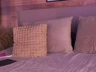 Freechat ammyscott on CamSoda