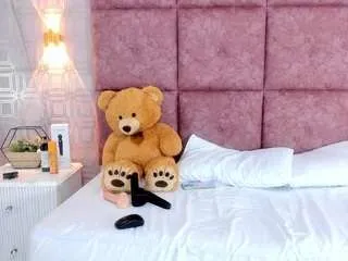 Freechat amy-star on CamSoda