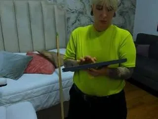 Offline amyhouse on CamSoda