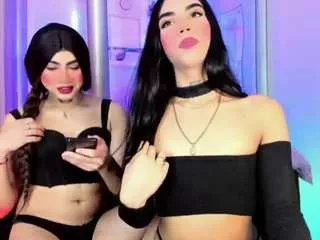 ana-paulet on CamSoda 