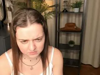 Freechat anettegassett on CamSoda