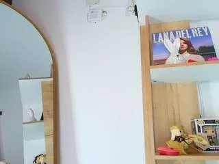 Offline angel-bae on CamSoda