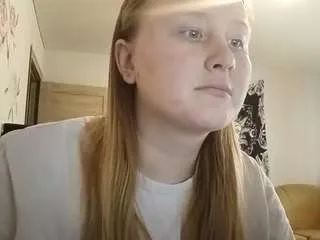 Offline anikalipps on CamSoda