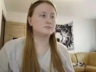 Offline anikalipps on CamSoda