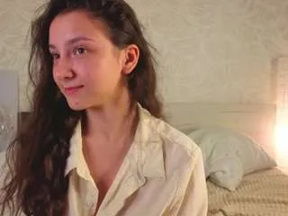 annatussey on CamSoda 