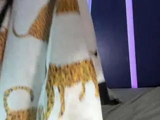 Offline anny-cute on CamSoda