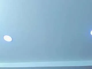 Freechat antonella-west on CamSoda