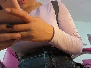 Offline antonellakling on CamSoda