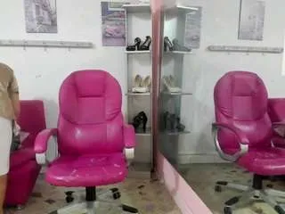 Offline antonellakling on CamSoda