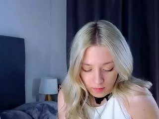 Offline antoniahey on CamSoda