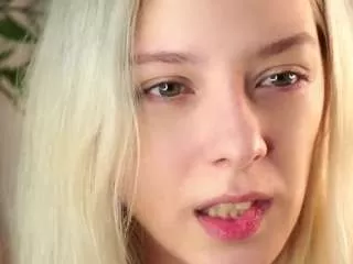 Offline antoniahey on CamSoda