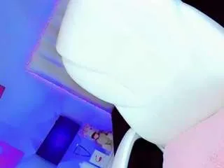 Freechat arantzababy on CamSoda