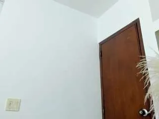 Offline ariarusso on CamSoda