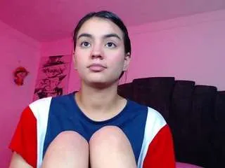 Freechat ariel-zoe on CamSoda