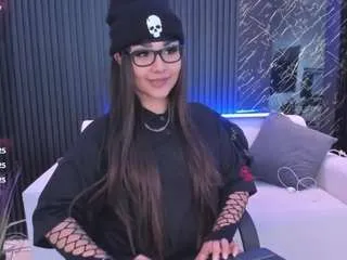Offline arigy-gomez on CamSoda