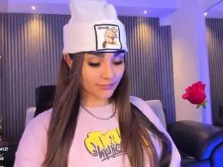 Offline arigy-gomez on CamSoda