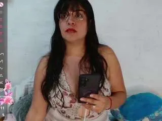 Freechat astridcollinsvip on CamSoda