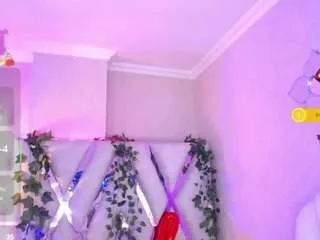 Freechat aurora-brown on CamSoda