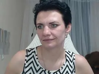 Freechat avasaturnian on CamSoda