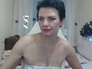 Freechat avasaturnian on CamSoda