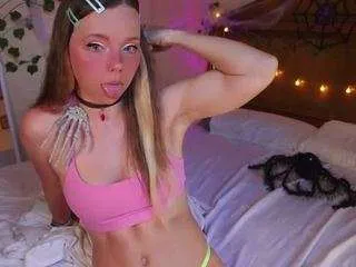 Freechat ayralust on CamSoda