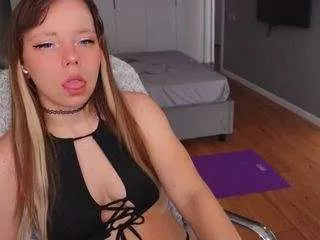 Freechat ayralust on CamSoda