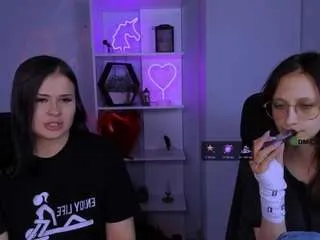 Offline baby-hotte on CamSoda