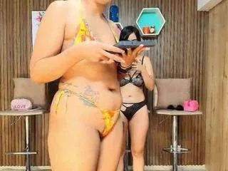 Offline baby33hot on CamSoda