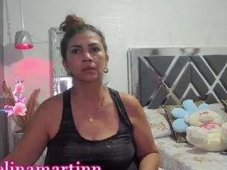Offline belinamartin254 on CamSoda