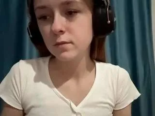 Offline bellajeanfrancois on CamSoda