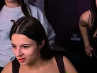 Offline berry-alma on CamSoda