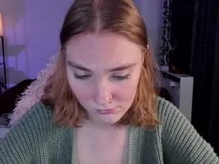 Freechat bettybunny on CamSoda