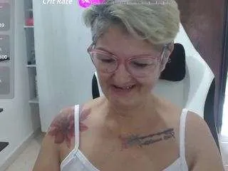 bety-cum2 on CamSoda