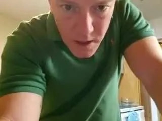 Offline bigtater1999 on CamSoda