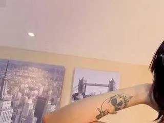 Freechat blue-sixx on CamSoda