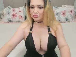 Freechat boobies4fun on CamSoda